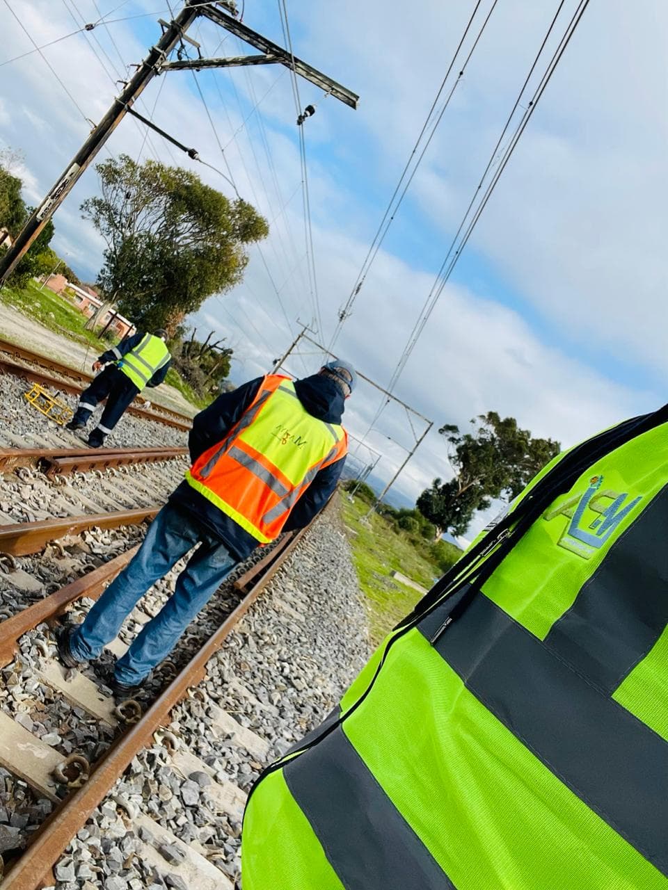 Field Technician on Active Rail Line